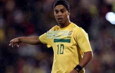 足彩网_巴特勒三分精准数据持续高效，正负值勇士队内独占鳌头