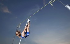 【足彩网】拜仁队长凯恩赛季60球完美收官，新星处子秀闪耀助球队告捷