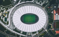 足彩网首页：卡兰卡重塑培养理念，让亚马尔在赛场绽放，过度保护非选项